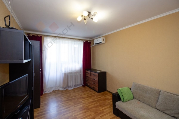 
   Продам 1-комнатную, 35.5 м², Стасова ул, 183/1

. Фото 2.