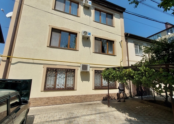 
   Продам 4-комнатную, 110 м², Тургенева ул

. Фото 1.