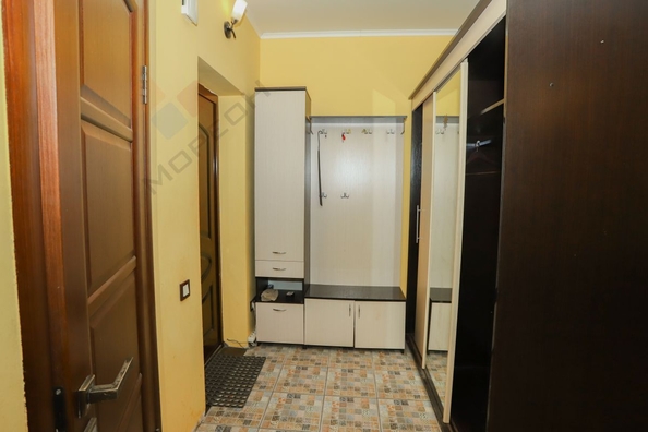 
   Продам 1-комнатную, 39.7 м², Сергея Есенина ул, 84Г

. Фото 12.