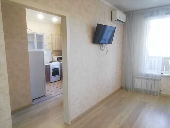 
   Продам 1-комнатную, 38 м², Мирная ул, 29к6

. Фото 1.