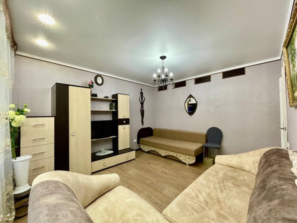 
   Продам 1-комнатную, 40 м², Ленина ул, 177

. Фото 14.