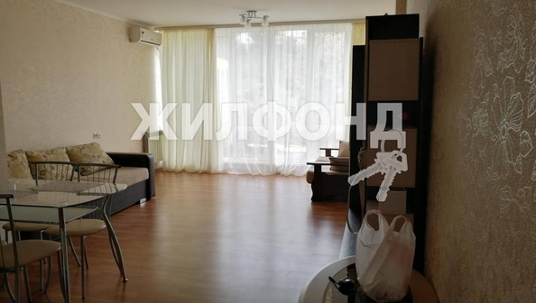 
   Продам 1-комнатную, 40 м², Полтавская ул, 19/6

. Фото 2.