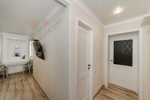 
   Продам 2-комнатную, 43.2 м², Темрюкская ул, 70

. Фото 8.