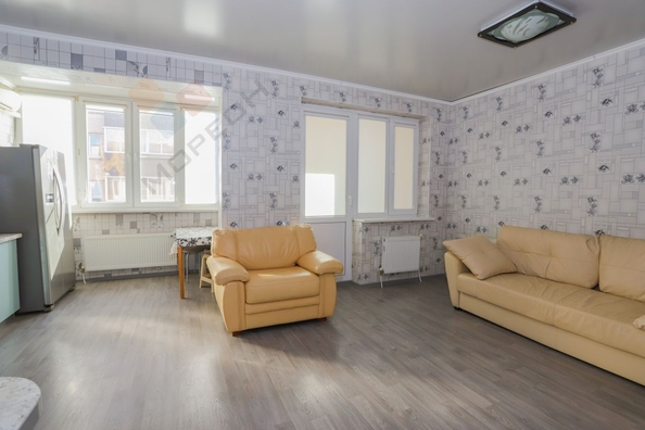 
   Продам 3-комнатную, 75.8 м², Рахманинова С.В. ул, 30

. Фото 4.