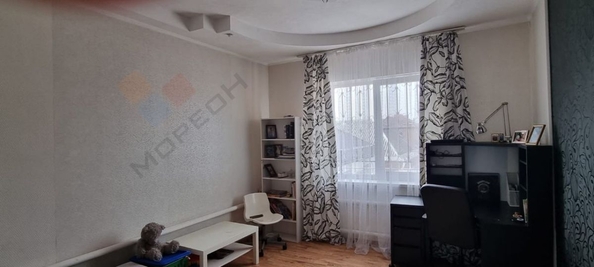 
   Продам дом, 220 м², Краснодар

. Фото 16.