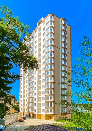 
   Продам 2-комнатную, 53.4 м², Виноградная ул, 195/1

. Фото 1.