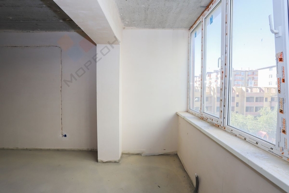 
   Продам 2-комнатную, 68.4 м², Ратной Славы ул, 32

. Фото 3.