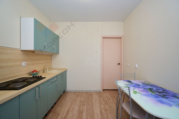 
   Продам 2-комнатную, 44.8 м², Московская ул, 118к1

. Фото 2.