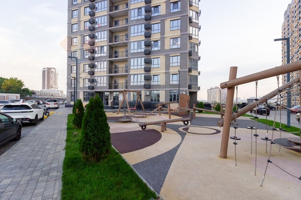 
   Продам 2-комнатную, 67.7 м², Мачуги В.Н. (Пашковский жилой массив ул, 166к2

. Фото 2.