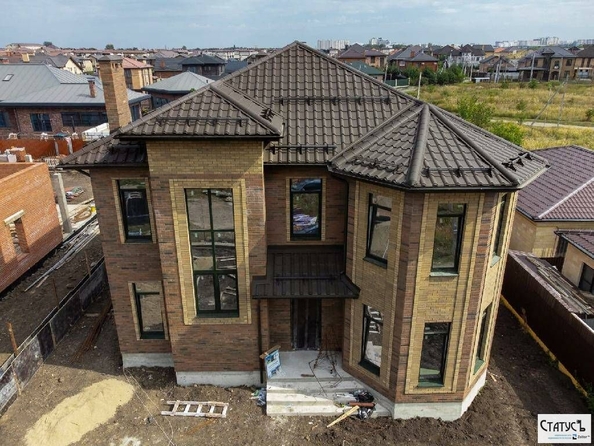 
   Продам дом, 210 м², Краснодар

. Фото 1.