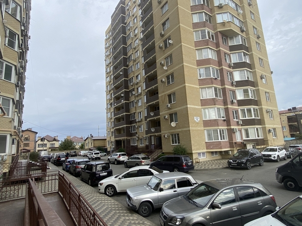 
   Продам 1-комнатную, 37 м², Лазурная ул, 10к1

. Фото 26.