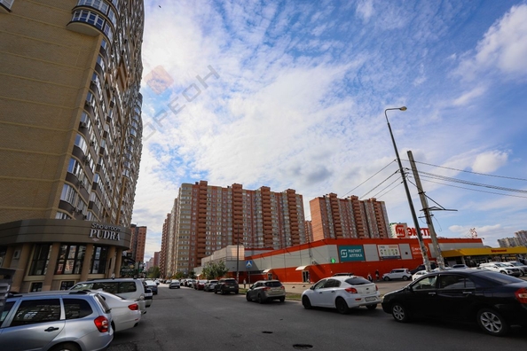 
   Продам 2-комнатную, 70 м², 40-летия Победы ул, 178к2

. Фото 24.