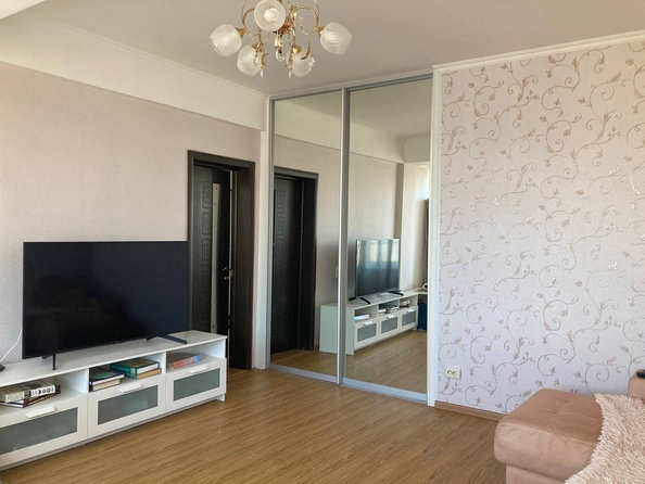 
   Продам 3-комнатную, 82 м², Фермерская ул, 35

. Фото 4.