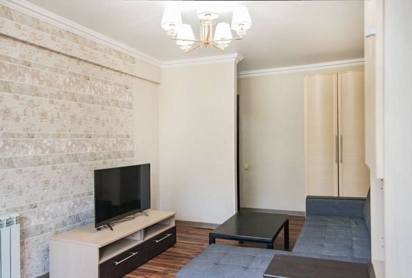 
   Продам 2-комнатную, 47.6 м², Роз ул, 46

. Фото 6.