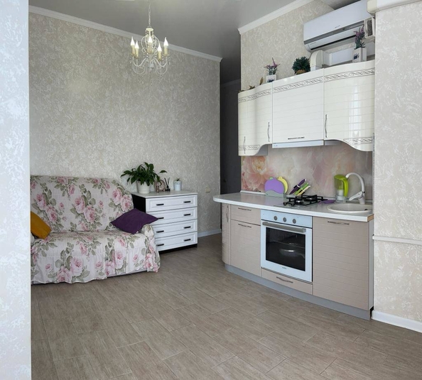 
   Продам 2-комнатную, 41 м², Клубничная ул, 1/17

. Фото 8.