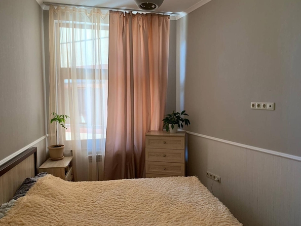 
   Продам 2-комнатную, 49 м², Виноградная ул, 216/6

. Фото 2.