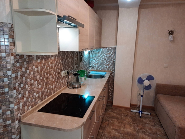 
   Продам 2-комнатную, 51 м², Плеханова ул, 53/16

. Фото 2.