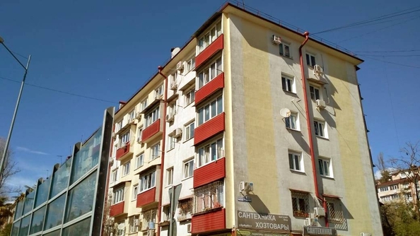 
   Продам 1-комнатную, 36 м², Донская ул, 100

. Фото 1.