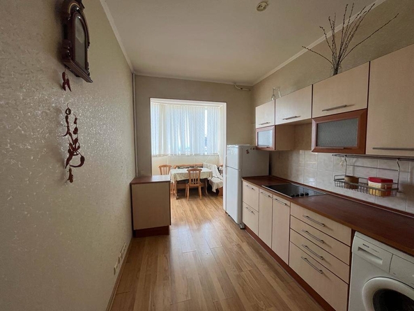 
   Продам 2-комнатную, 65 м², Клубничная ул, 32

. Фото 15.