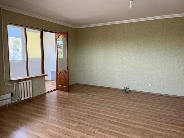 
   Продам 1-комнатную, 46 м², Клубничная ул, 32

. Фото 2.