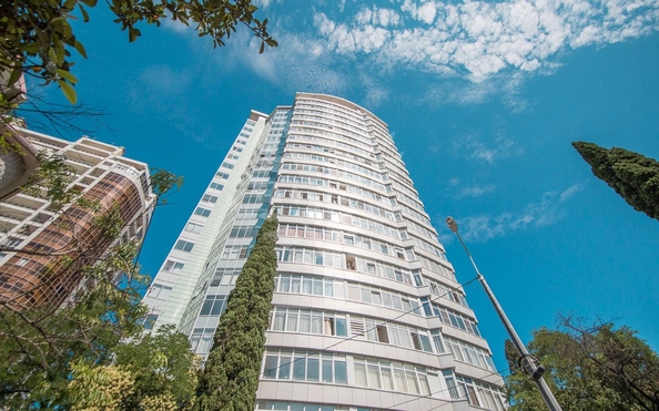 
   Продам 1-комнатную, 42.7 м², Первомайская ул, 21

. Фото 2.