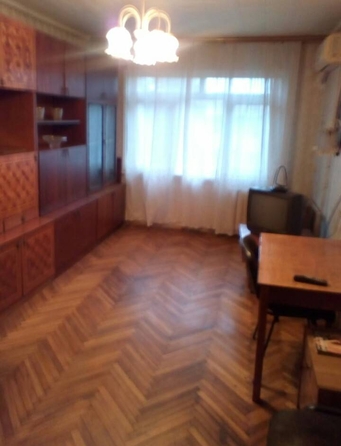 
   Продам 2-комнатную, 58 м², Гагарина ул, 15

. Фото 2.