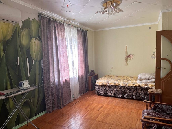 
   Продам 1-комнатную, 30 м², Курская ул, 15

. Фото 2.