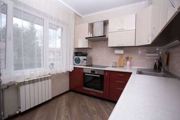 
   Продам 3-комнатную, 71 м², Кирова ул, 75

. Фото 4.