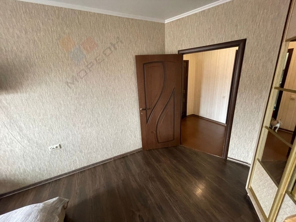 
   Продам 1-комнатную, 38.7 м², Тепличная ул, 100

. Фото 5.