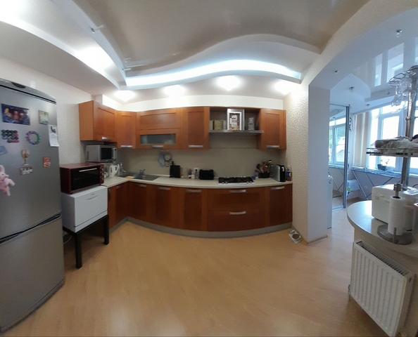 
   Продам 2-комнатную, 78 м², Колхозная ул, д 11

. Фото 19.