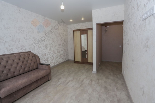 
   Продам 1-комнатную, 32.8 м², Западный Обход ул, 65к1

. Фото 4.