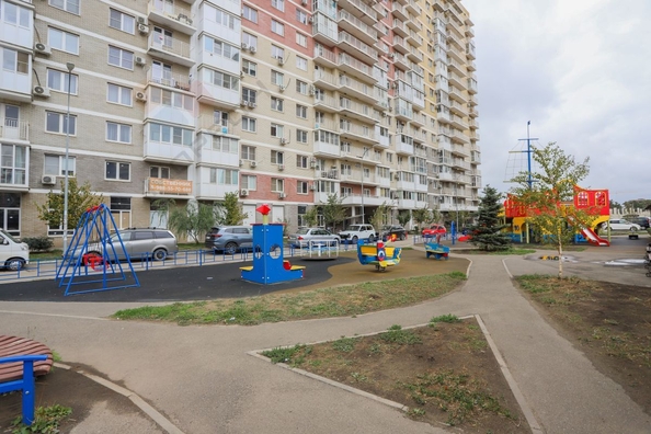 
   Продам 1-комнатную, 32.8 м², Западный Обход ул, 65к1

. Фото 15.