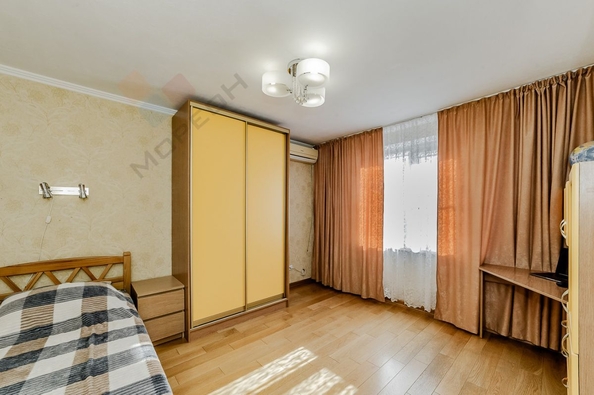 
   Продам 2-комнатную, 67.8 м², Академика Лукьяненко П.П. ул, 103

. Фото 6.