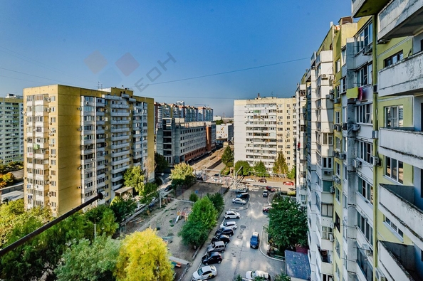 
   Продам 2-комнатную, 67.8 м², Академика Лукьяненко П.П. ул, 103

. Фото 16.