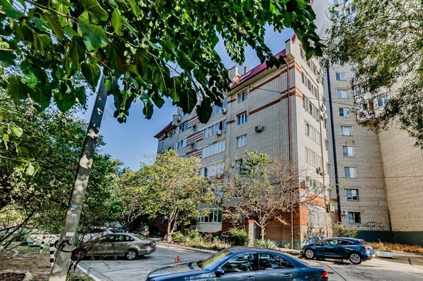 
   Продам 1-комнатную, 52.6 м², Думенко ул, 2

. Фото 14.