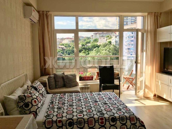 
   Продам 1-комнатную, 30 м², Полтавская ул, 30Б

. Фото 1.