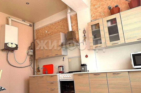 
   Продам 2-комнатную, 56 м², Троицкая (Адлерский р-н) ул, 46

. Фото 11.