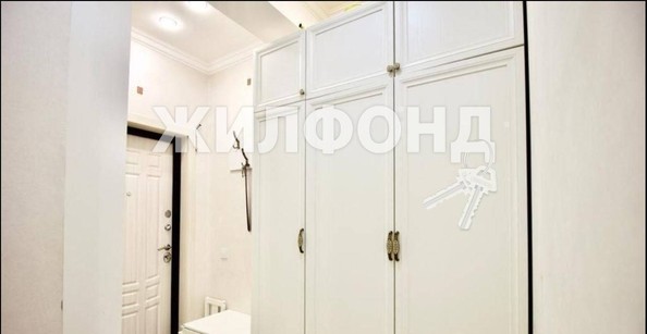 
   Продам 2-комнатную, 40 м², Прозрачная ул, 19

. Фото 4.