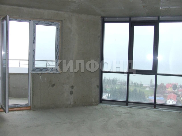 
   Продам 2-комнатную, 56.2 м², Ленина ул, 298б

. Фото 2.
