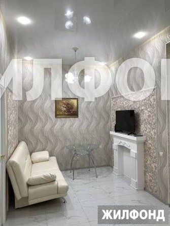 
   Продам 3-комнатную, 56 м², Ульянова ул, 122

. Фото 1.