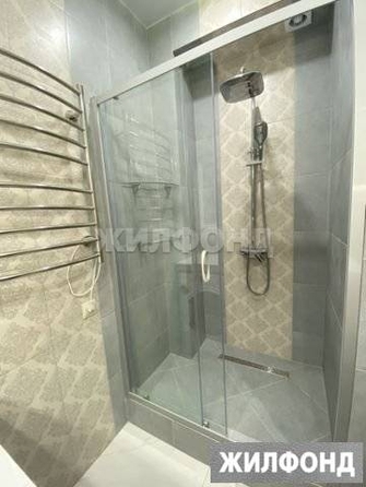 
   Продам 3-комнатную, 56 м², Ульянова ул, 122

. Фото 10.