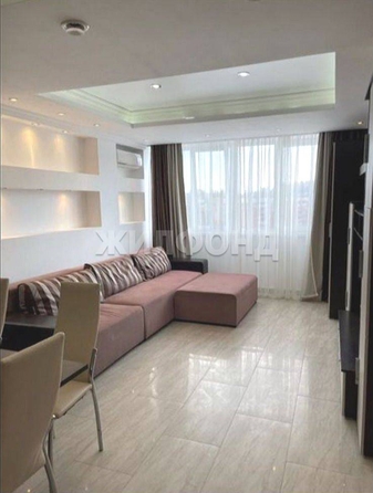 
   Продам 3-комнатную, 87 м², Гастелло ул, 41/3

. Фото 2.