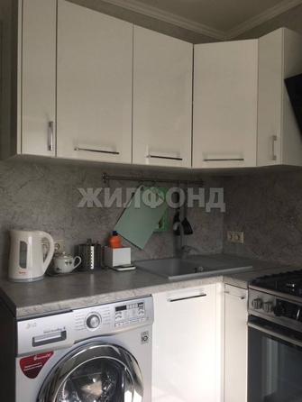 
   Продам 1-комнатную, 36 м², Железобетон снт, 6

. Фото 5.