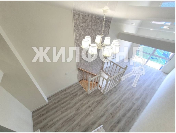 
   Продам 2-комнатную, 53 м², Лысая гора ул, 10г

. Фото 1.