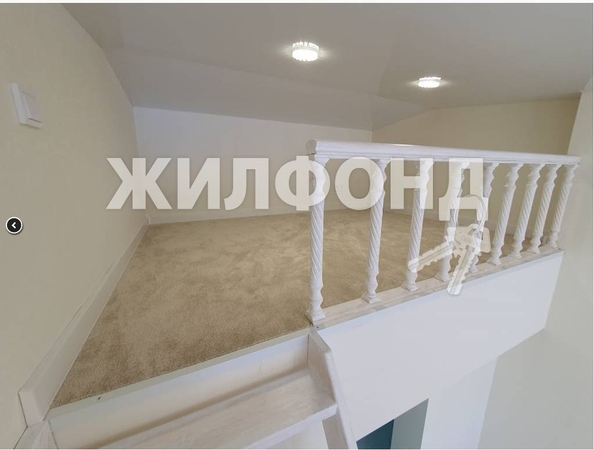 
   Продам 2-комнатную, 53 м², Лысая гора ул, 10г

. Фото 8.