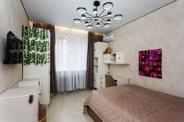 
   Продам 2-комнатную, 57.7 м², Любимово мкр, 16

. Фото 8.