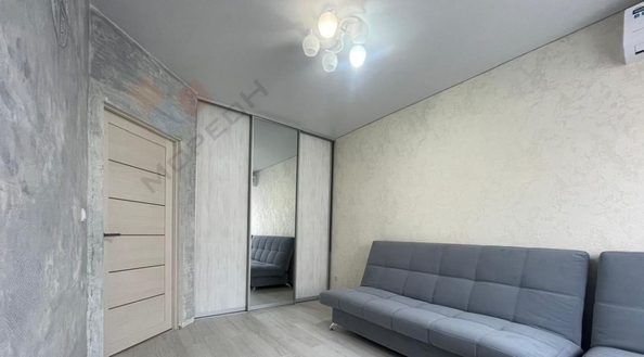 
   Продам 1-комнатную, 30.7 м², Красных Партизан ул, 1/4к21

. Фото 6.