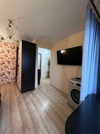 
   Продам 2-комнатную, 33 м², Северный мкр, д 10

. Фото 1.