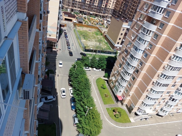 
   Продам 3-комнатную, 111.6 м², Монтажников ул, 14

. Фото 9.