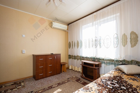 
   Продам 3-комнатную, 73.6 м², Ставропольская ул, 170

. Фото 20.